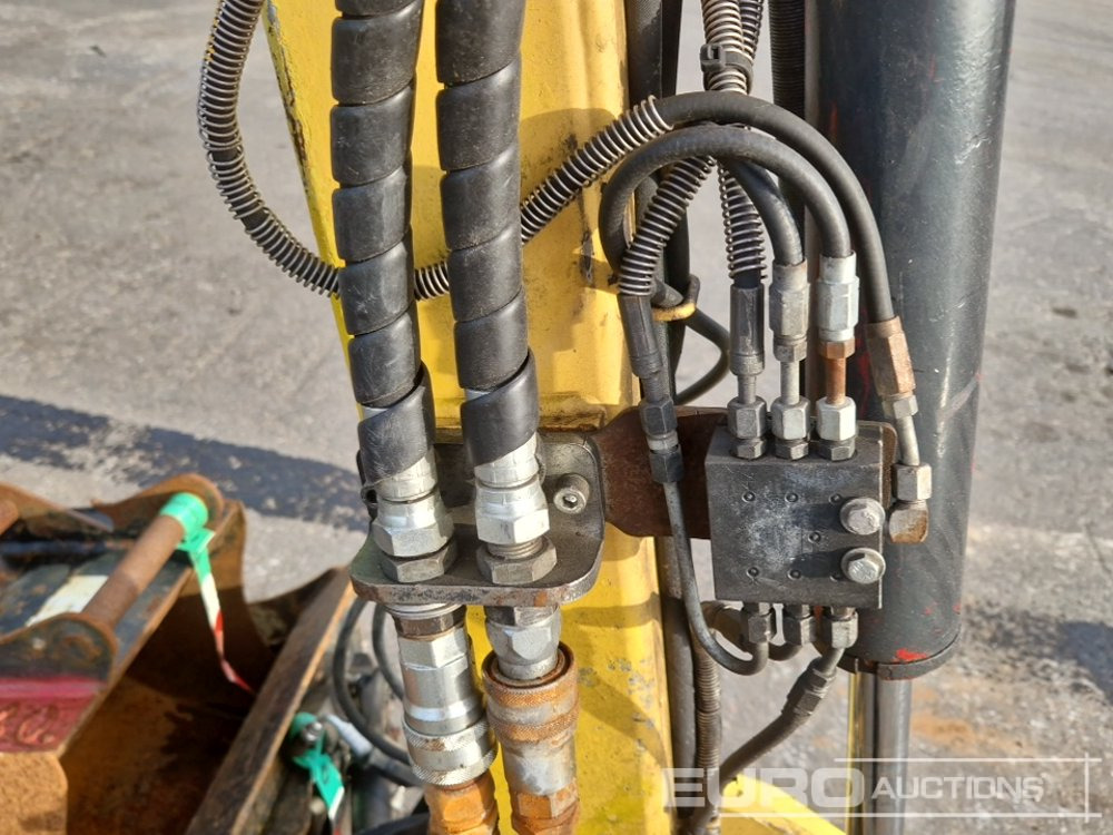 Minikotró 2016 Yanmar SV18: 22 kép.