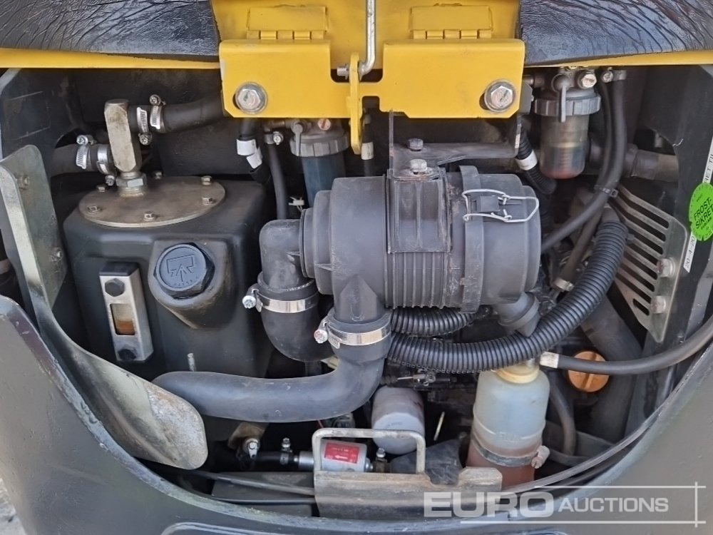 Minikotró 2016 Yanmar SV18: 14 kép.