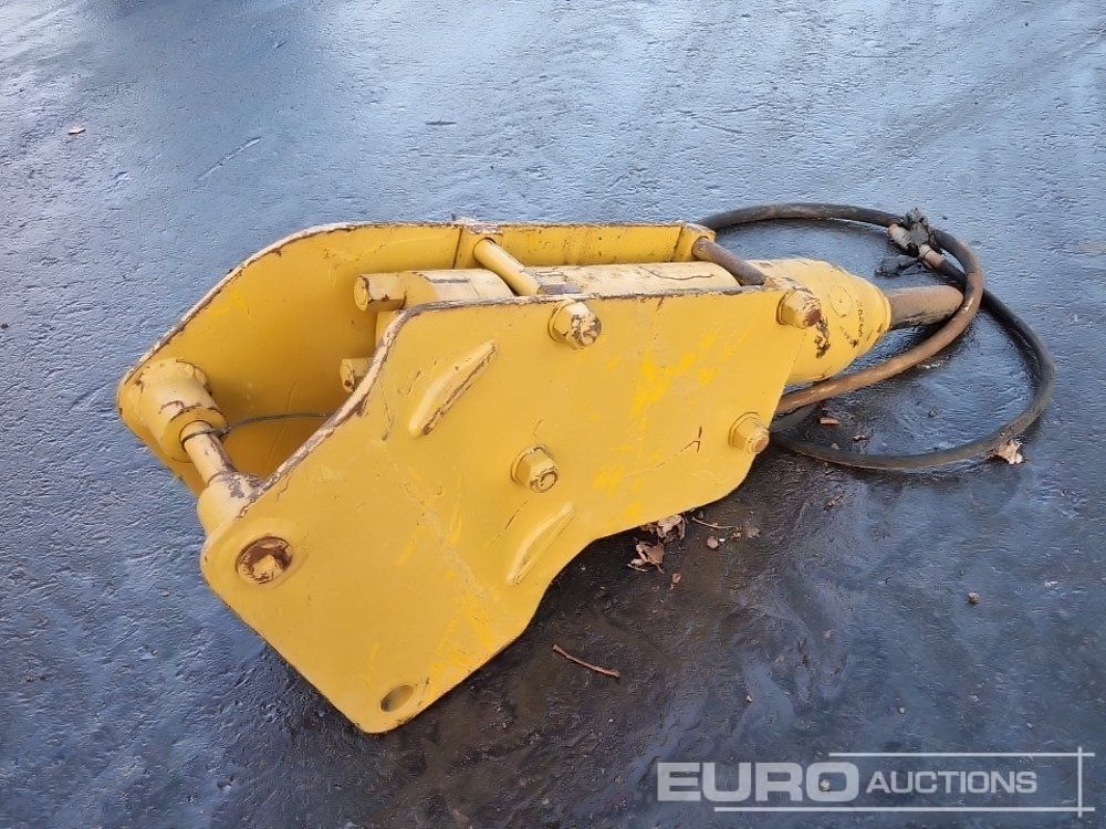 2017 Atlas Copco MB700 - Hidraulikus törőfej: 3 kép. 2017 Atlas Copco MB700 - Hidraulikus törőfej: 3 kép.