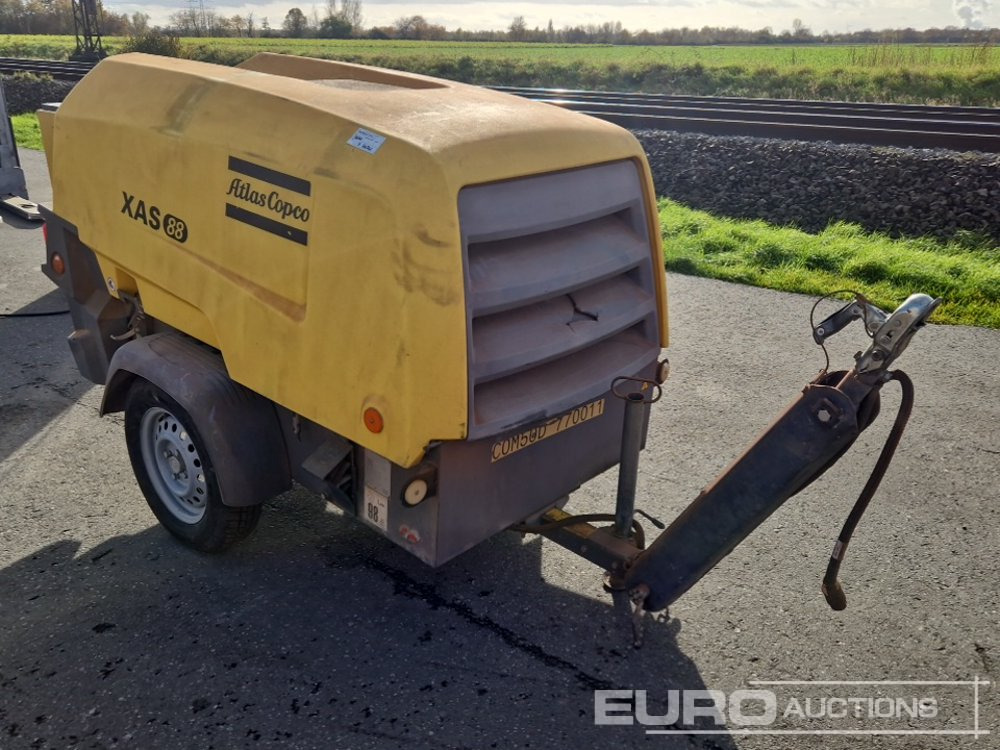 2017 Atlas Copco XAS88 180CFM - Légkompresszor: 4 kép. 2017 Atlas Copco XAS88 180CFM - Légkompresszor: 4 kép.