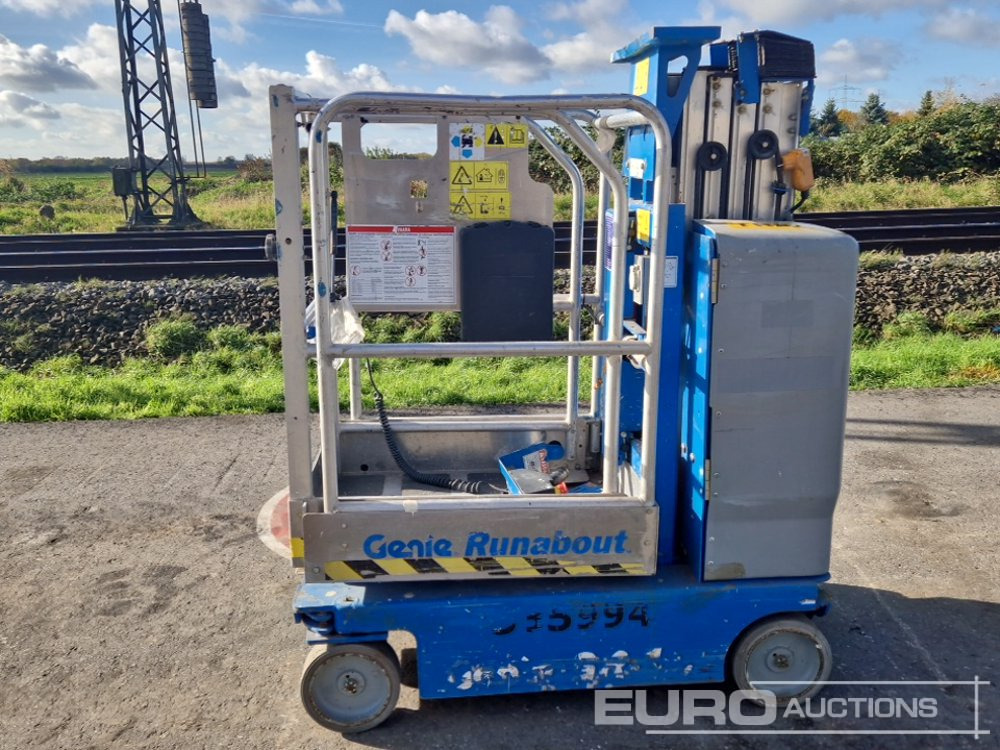 2017 Genie GR-15 - Oszlopos személyemelő: 2 kép. 2017 Genie GR-15 - Oszlopos személyemelő: 2 kép.