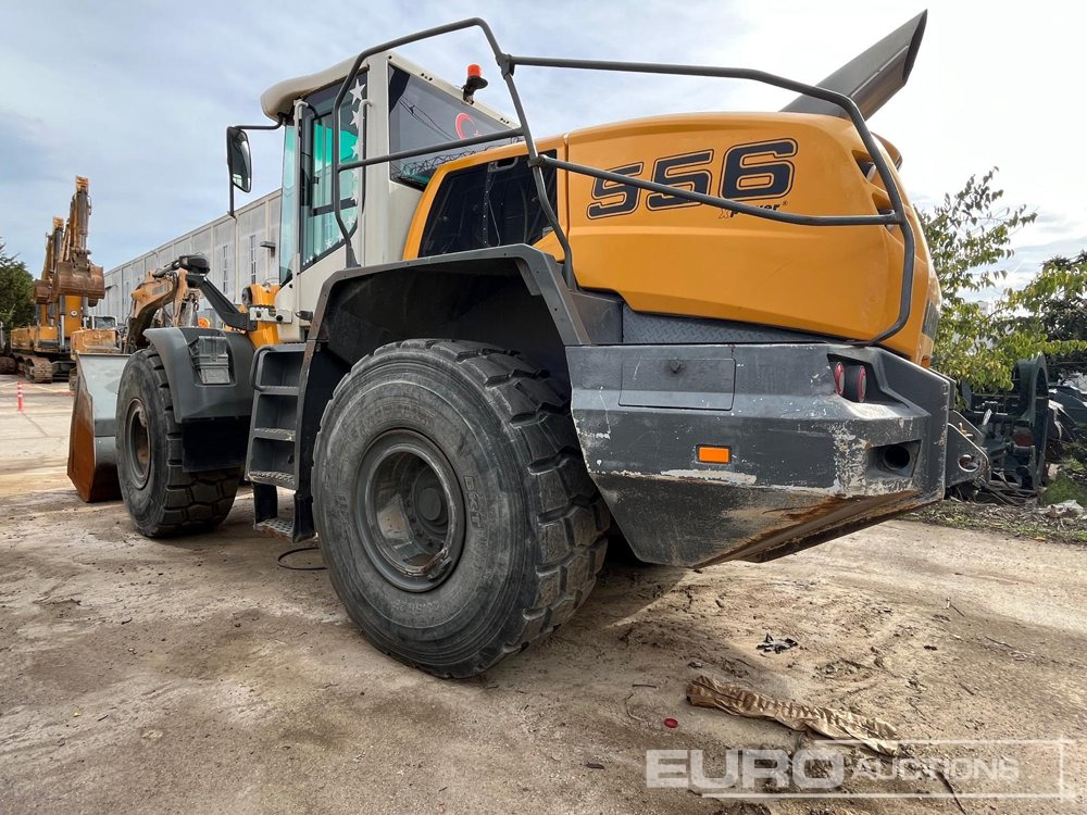 2017 Liebherr L556 X-POWER - Gumikerekes homlokrakodó: 2 kép. 2017 Liebherr L556 X-POWER - Gumikerekes homlokrakodó: 2 kép.