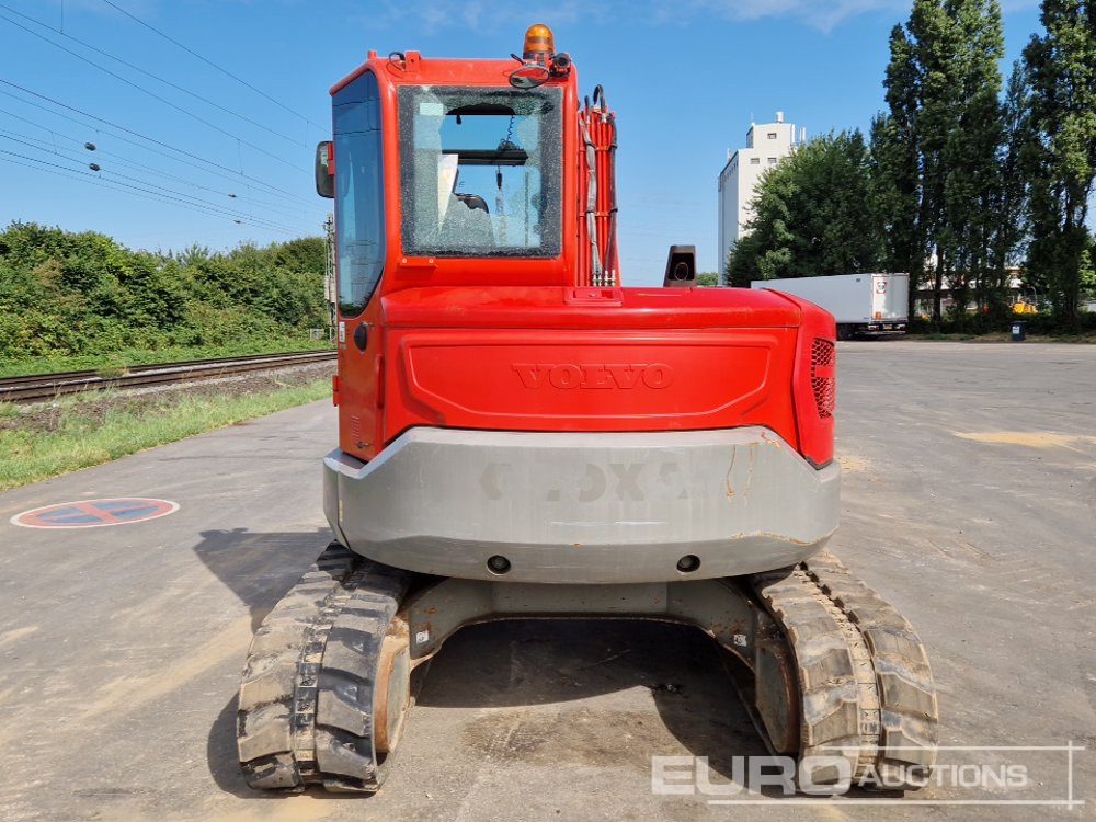 2017 Volvo ECR88D - Lánctalpas kotró: 4 kép. 2017 Volvo ECR88D - Lánctalpas kotró: 4 kép.