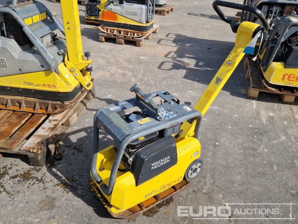 2018 Wacker Neuson BPU2504A - Aszfaltozó gép: 3 kép. 2018 Wacker Neuson BPU2504A - Aszfaltozó gép: 3 kép.