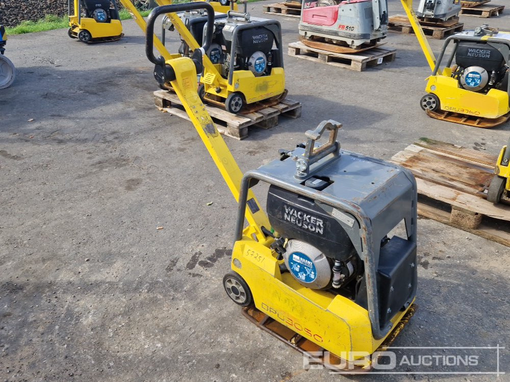 2018 Wacker Neuson DPU3050HE - Aszfaltozó gép: 2 kép. 2018 Wacker Neuson DPU3050HE - Aszfaltozó gép: 2 kép.