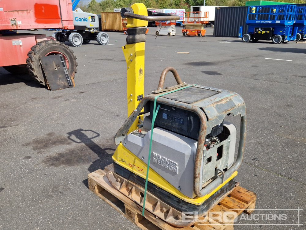 2018 Wacker Neuson DPU6555 HEH - Aszfaltozó gép: 2 kép. 2018 Wacker Neuson DPU6555 HEH - Aszfaltozó gép: 2 kép.