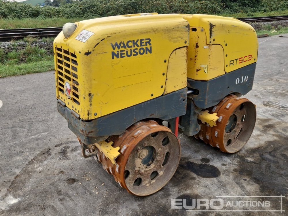 2018 Wacker Neuson RTKX-SC3 - Aszfaltozó gép: 1 kép. 2018 Wacker Neuson RTKX-SC3 - Aszfaltozó gép: 1 kép.