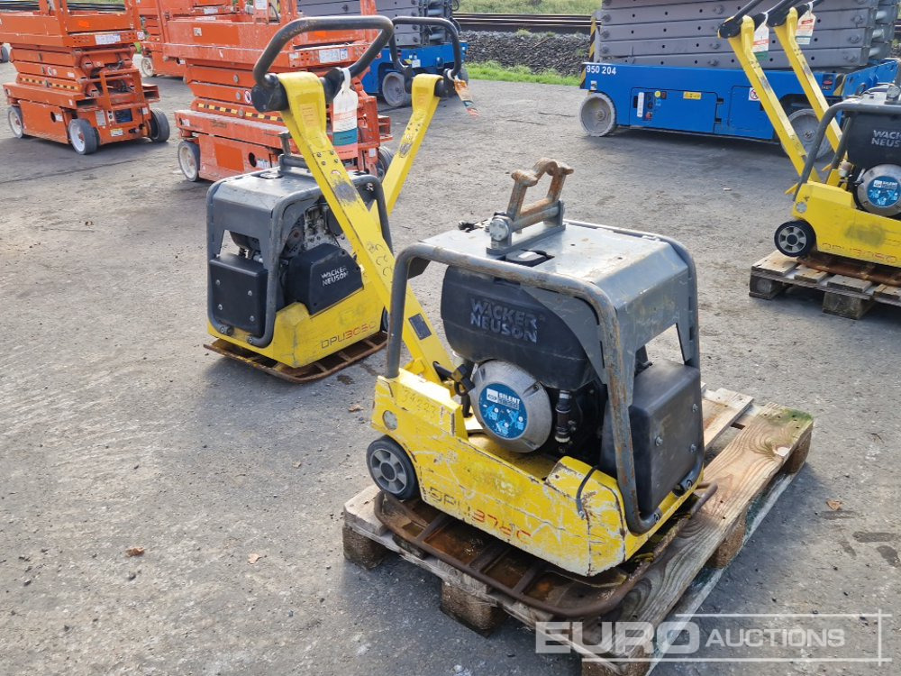 2018 Wacker Neuson VP1135A - Aszfaltozó gép: 2 kép. 2018 Wacker Neuson VP1135A - Aszfaltozó gép: 2 kép.