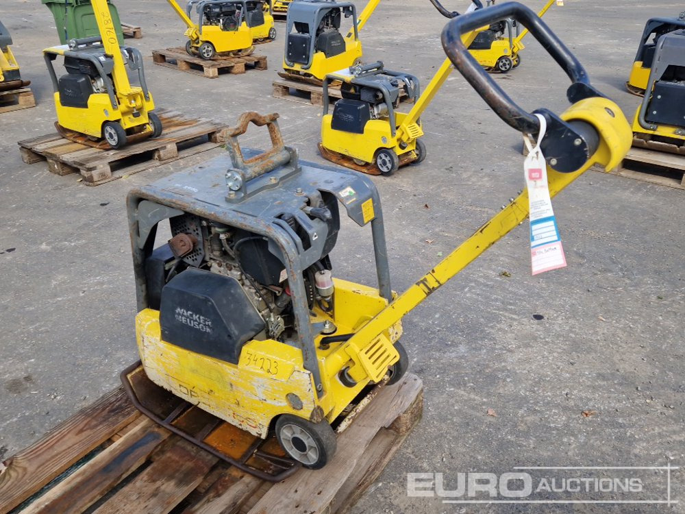 2018 Wacker Neuson VP1135A - Aszfaltozó gép: 4 kép. 2018 Wacker Neuson VP1135A - Aszfaltozó gép: 4 kép.