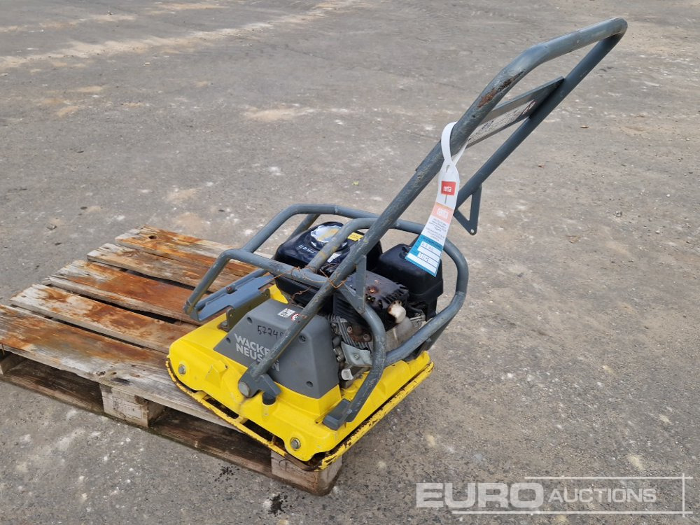 2018 Wacker Neuson WP1550 - Aszfaltozó gép: 2 kép. 2018 Wacker Neuson WP1550 - Aszfaltozó gép: 2 kép.