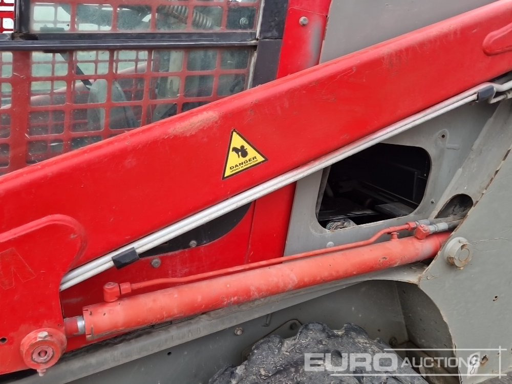 Mini homlokrakodó 2019 Bobcat S450: 13 kép. Mini homlokrakodó 2019 Bobcat S450: 13 kép.