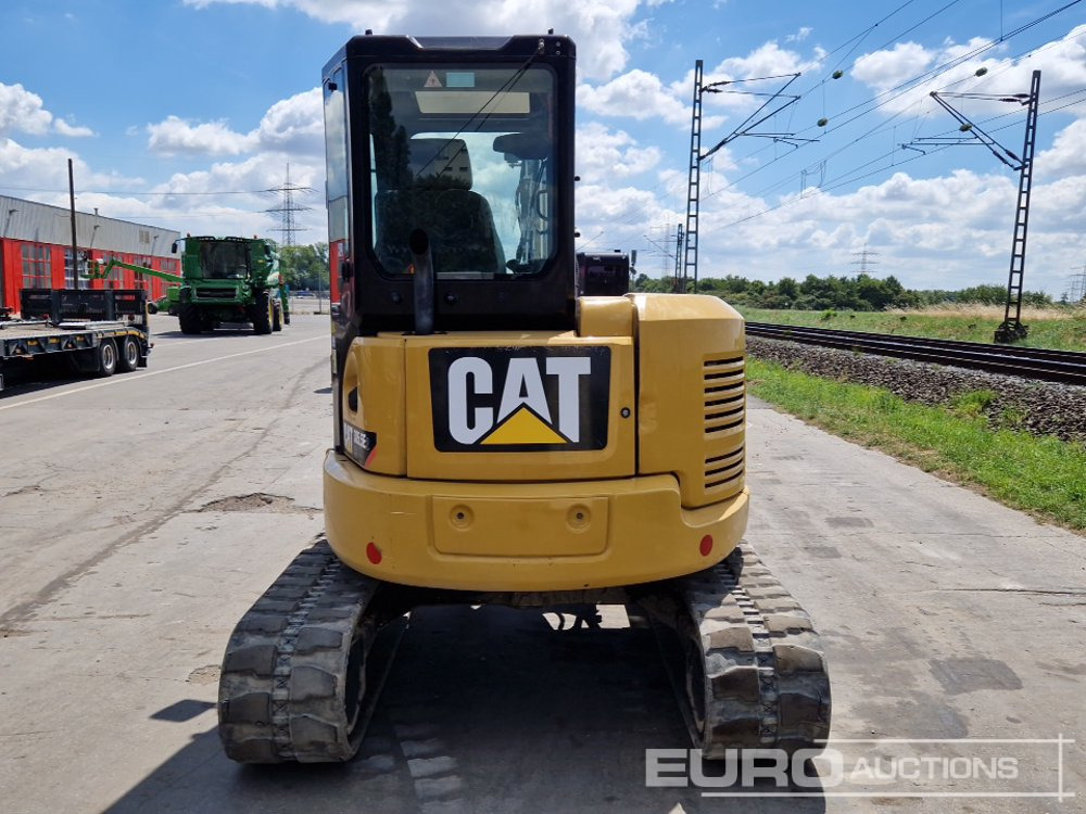 2019 CAT 305.5E2 - Minikotró: 4 kép. 2019 CAT 305.5E2 - Minikotró: 4 kép.