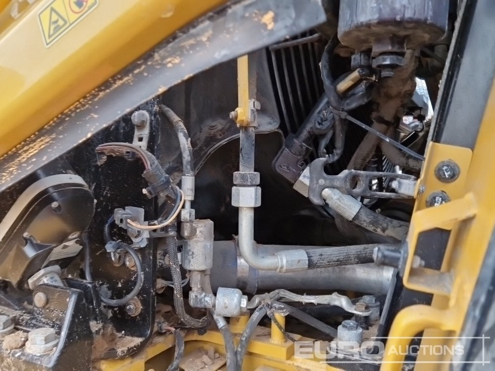 Gumikerekes homlokrakodó 2019 CAT 966M: 26 kép.