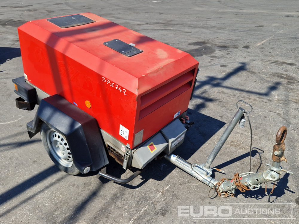 2019 Doosan 7/20 70CFM - Légkompresszor: 4 kép. 2019 Doosan 7/20 70CFM - Légkompresszor: 4 kép.