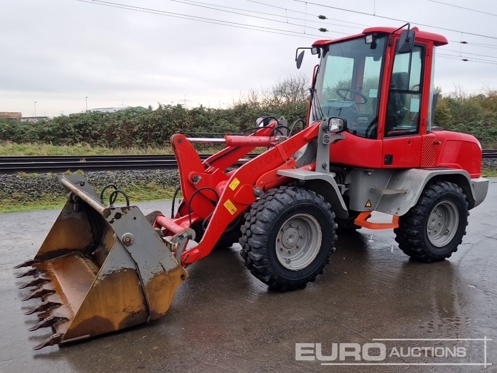 2019 Volvo L30G - Gumikerekes homlokrakodó: 1 kép. 2019 Volvo L30G - Gumikerekes homlokrakodó: 1 kép.