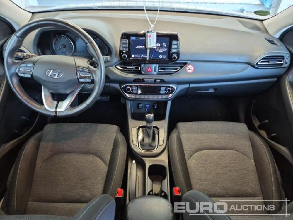 2023 Hyundai I30 - Autó: 3 kép. 2023 Hyundai I30 - Autó: 3 kép.