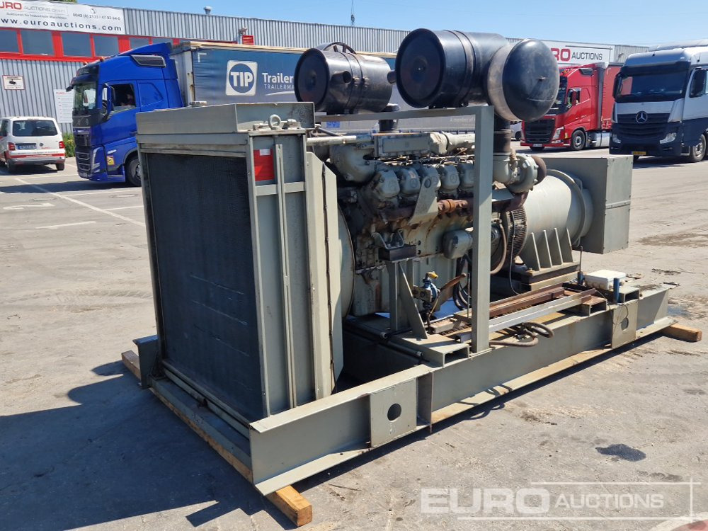 450kVA Static Diesel Generstor, Mercedes V12 Twin Turbo Engine (OM444LA) - Áramfejlesztő: 3 kép. 450kVA Static Diesel Generstor, Mercedes V12 Twin Turbo Engine (OM444LA) - Áramfejlesztő: 3 kép.