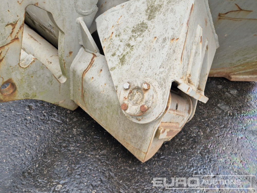 70" Front Liading Hydraulic Side Tip Bucket to suit Atlas Wheeled Loader - Kanál: 5 kép. 70" Front Liading Hydraulic Side Tip Bucket to suit Atlas Wheeled Loader - Kanál: 5 kép.