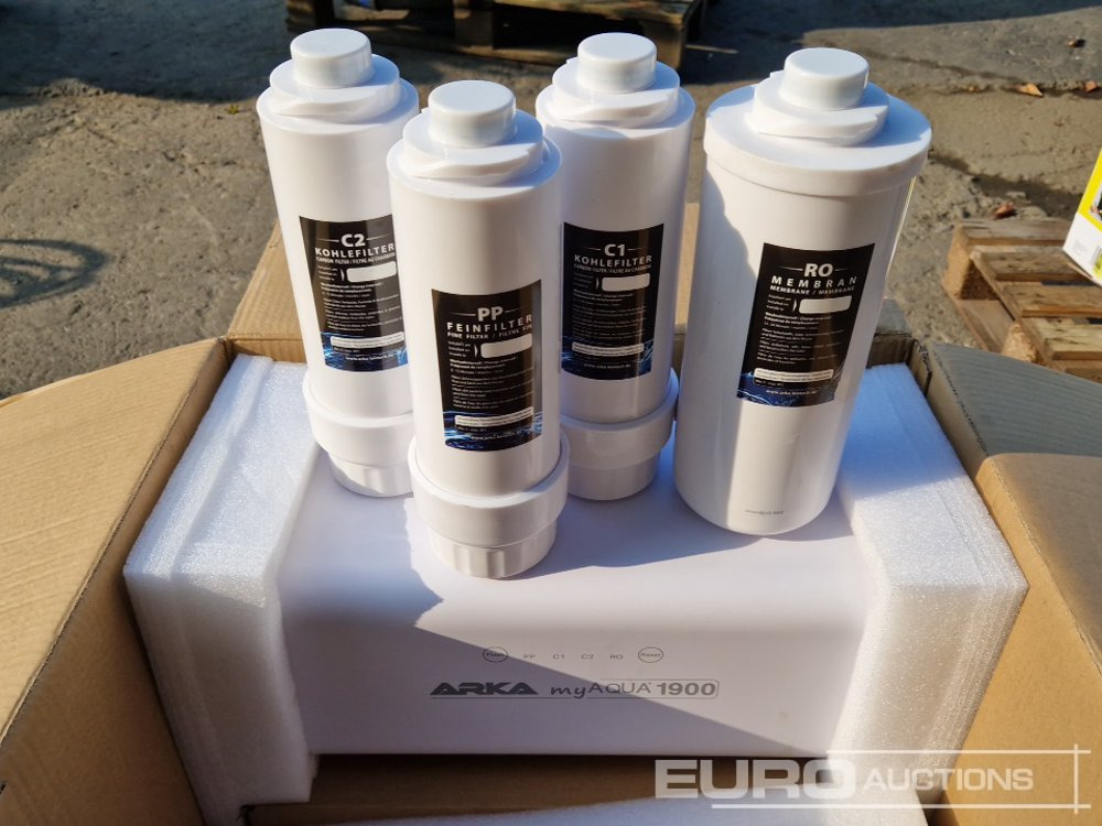 ARKA Myaqua 1900 Reverse Osmosis System - Építőipari berendezések: 1 kép. ARKA Myaqua 1900 Reverse Osmosis System - Építőipari berendezések: 1 kép.