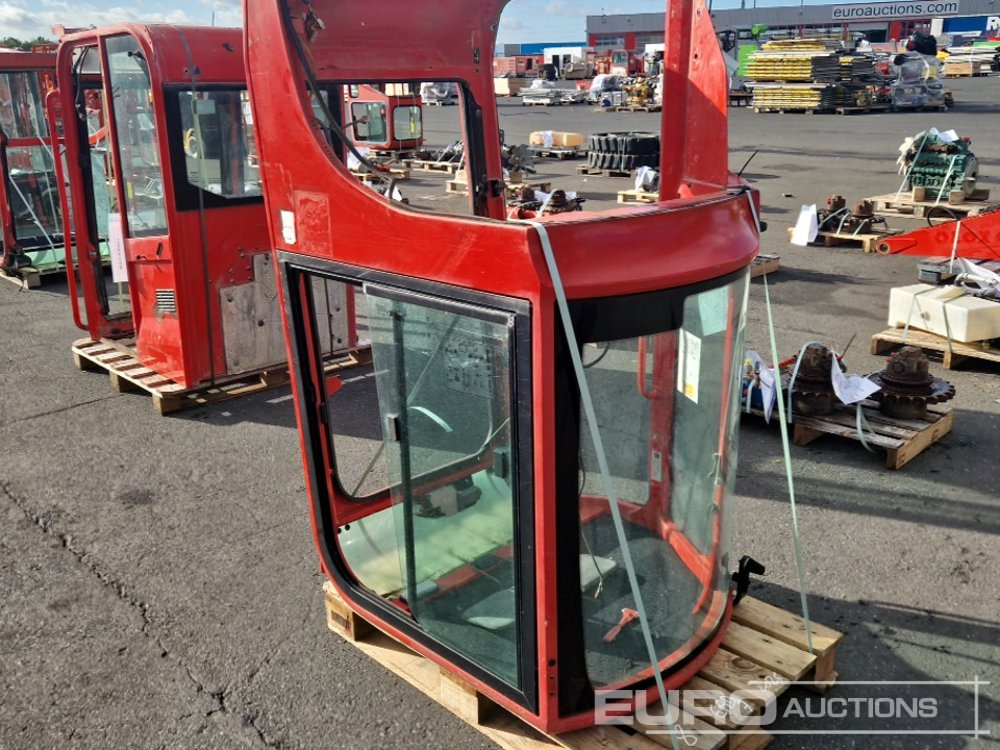 Cabin to suit Yanmar VIO20-4 - Alkatrész - Kotrógép: 3 kép. Cabin to suit Yanmar VIO20-4 - Alkatrész - Kotrógép: 3 kép.