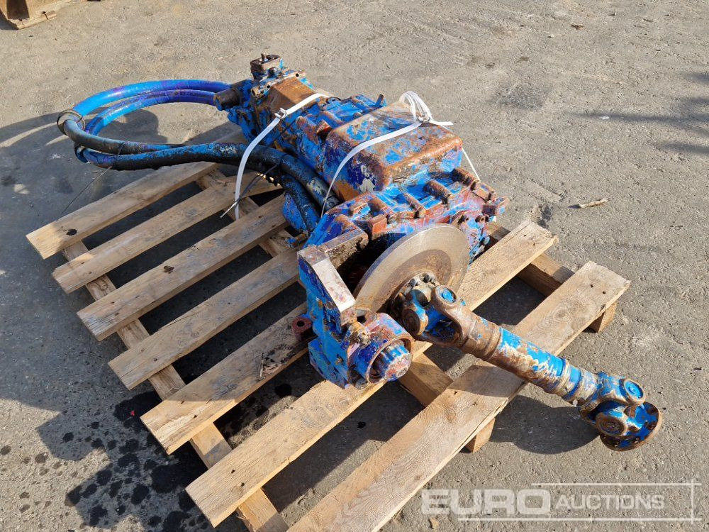 Driver Gear with Engine to suit Fuchs - Alkatrész: 5 kép. Driver Gear with Engine to suit Fuchs - Alkatrész: 5 kép.