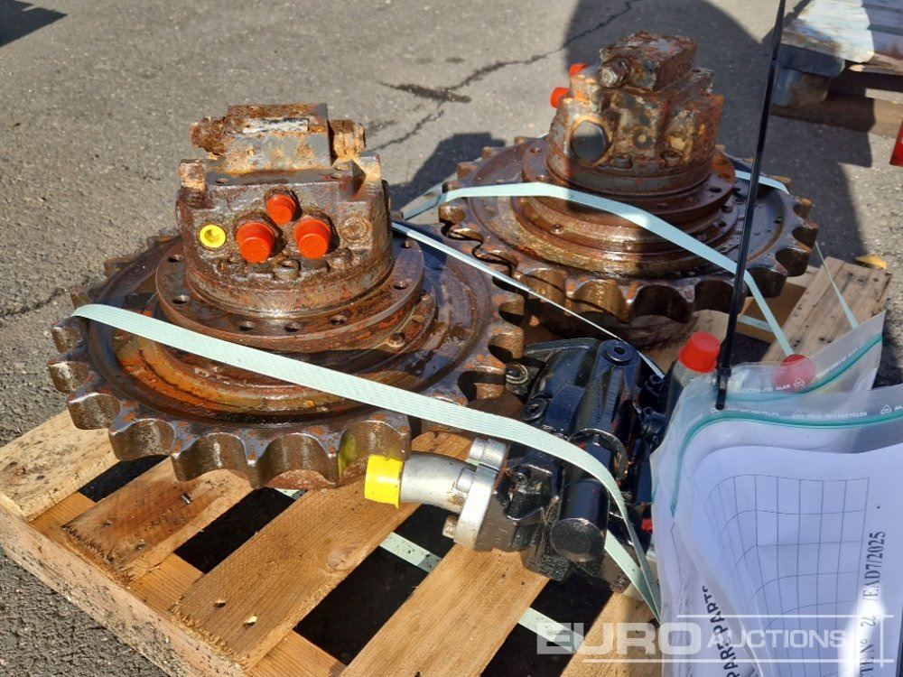 Final Drive (2 of) + Hydraulic Pump to suit Volvo ECR25D - Alkatrész - Kotrógép: 4 kép. Final Drive (2 of) + Hydraulic Pump to suit Volvo ECR25D - Alkatrész - Kotrógép: 4 kép.