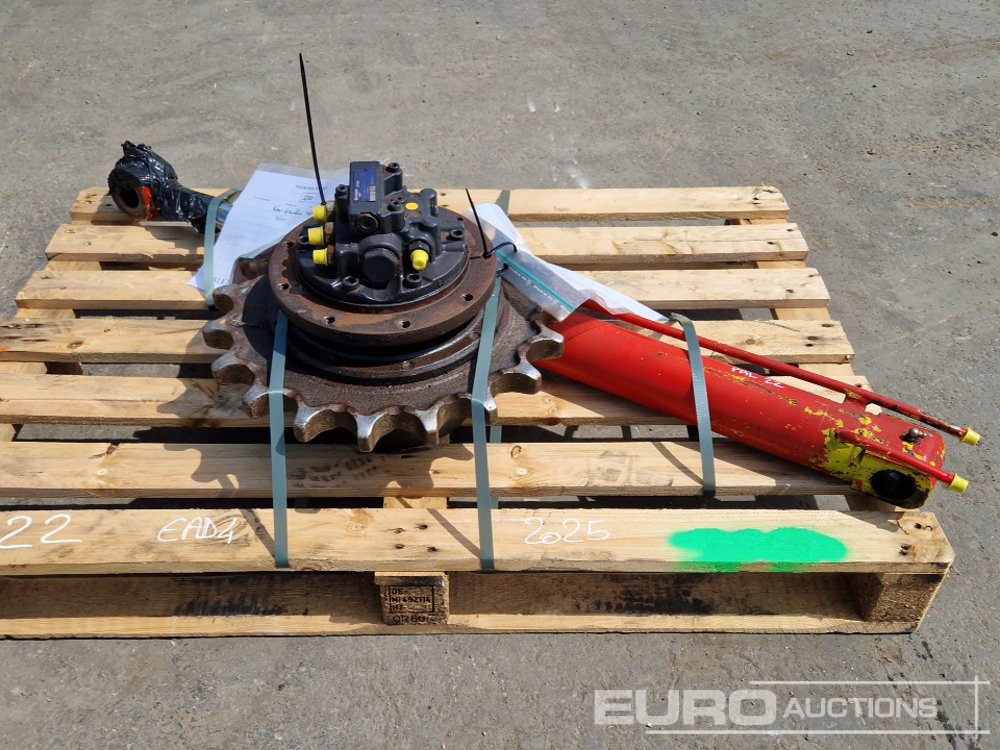 Pallet of Final Drive, Hydraulic Cylinder to suit Yanmar - Alkatrész - Kotrógép: 3 kép. Pallet of Final Drive, Hydraulic Cylinder to suit Yanmar - Alkatrész - Kotrógép: 3 kép.