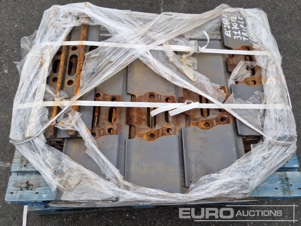 Track Plates to suit Volvo - Alkatrész - Kotrógép: 5 kép. Track Plates to suit Volvo - Alkatrész - Kotrógép: 5 kép.