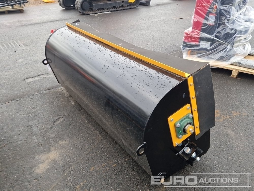 Unused 2025 GIYI Boxbroom Sweeper to suit Skidsteer Loader - Anyagmozgató gép: 3 kép. Unused 2025 GIYI Boxbroom Sweeper to suit Skidsteer Loader - Anyagmozgató gép: 3 kép.