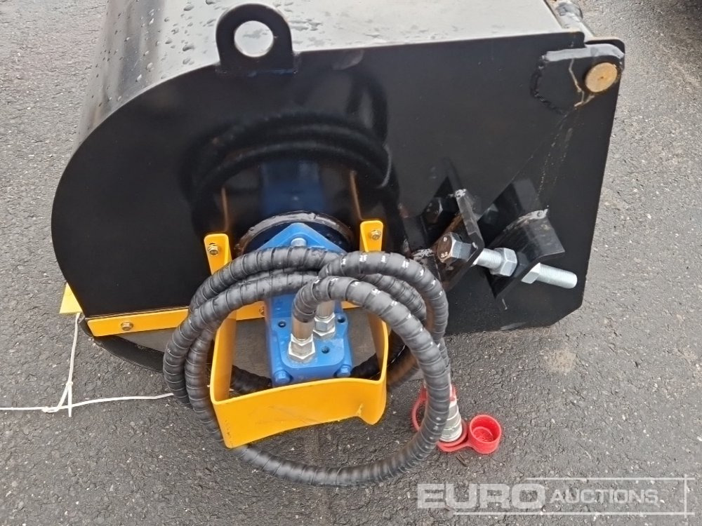 Anyagmozgató gép Unused 2025 GIYI Boxbroom Sweeper to suit Skidsteer Loader: 6 kép. Anyagmozgató gép Unused 2025 GIYI Boxbroom Sweeper to suit Skidsteer Loader: 6 kép.