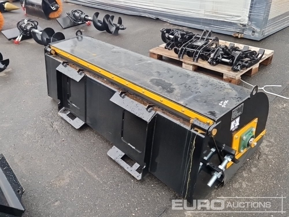 Unused 2025 GIYI Boxbroom Sweeper to suit Skidsteer Loader - Anyagmozgató gép: 3 kép. Unused 2025 GIYI Boxbroom Sweeper to suit Skidsteer Loader - Anyagmozgató gép: 3 kép.