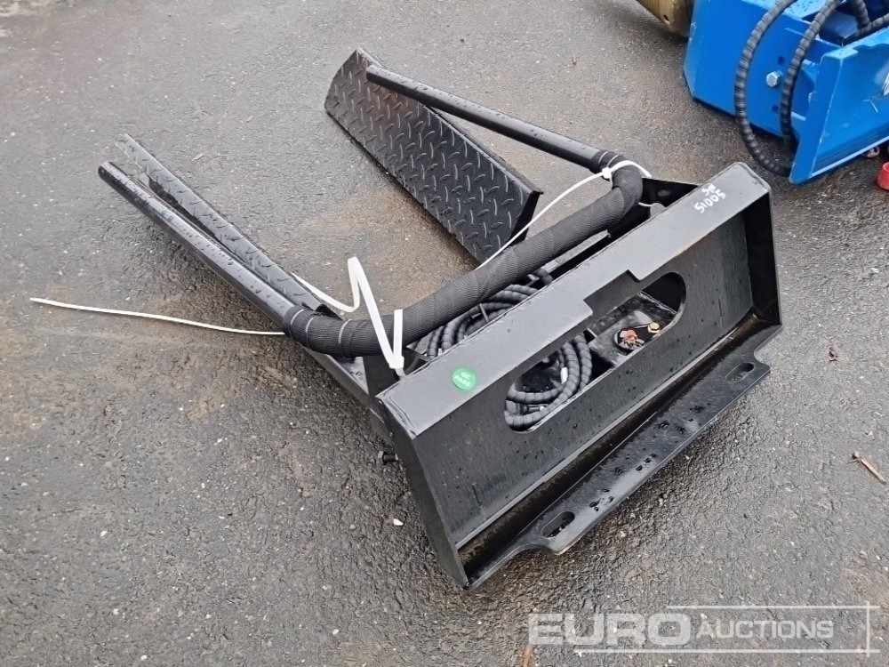 Unused 2025 GIYI Horizontal Clamp Fork - Anyagmozgató gép: 1 kép. Unused 2025 GIYI Horizontal Clamp Fork - Anyagmozgató gép: 1 kép.