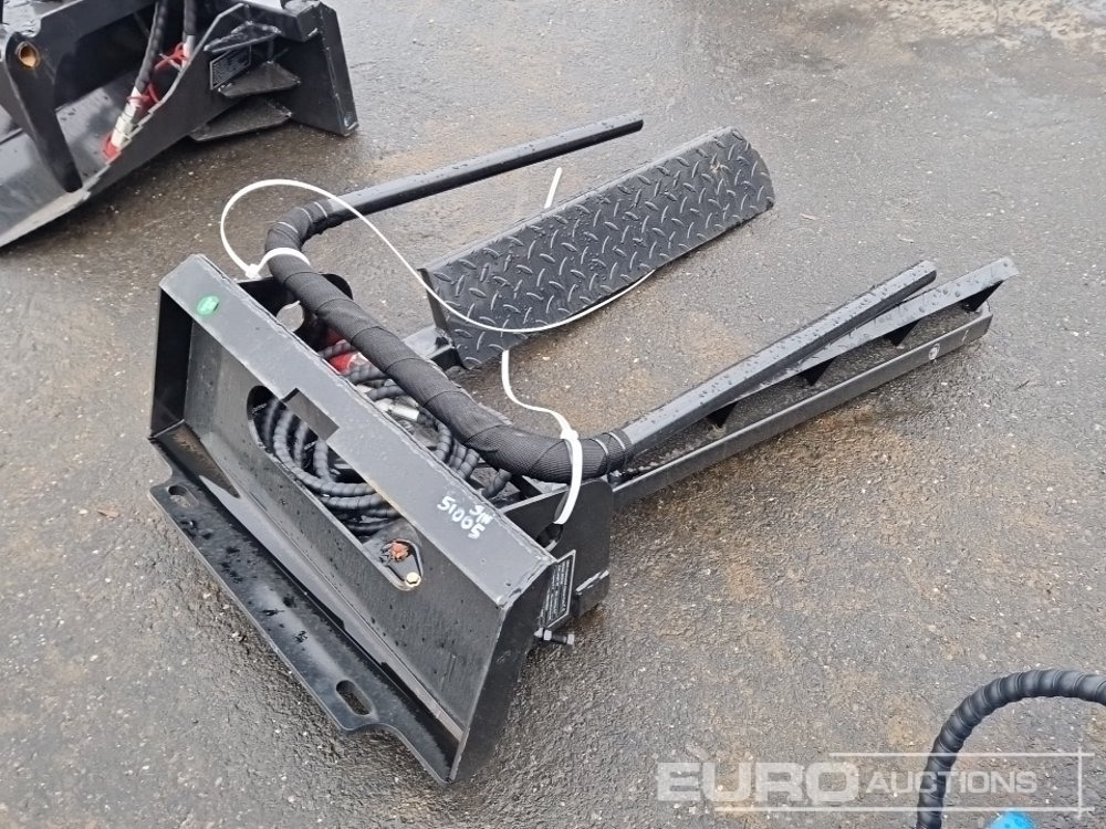 Unused 2025 GIYI Horizontal Clamp Fork - Anyagmozgató gép: 2 kép. Unused 2025 GIYI Horizontal Clamp Fork - Anyagmozgató gép: 2 kép.