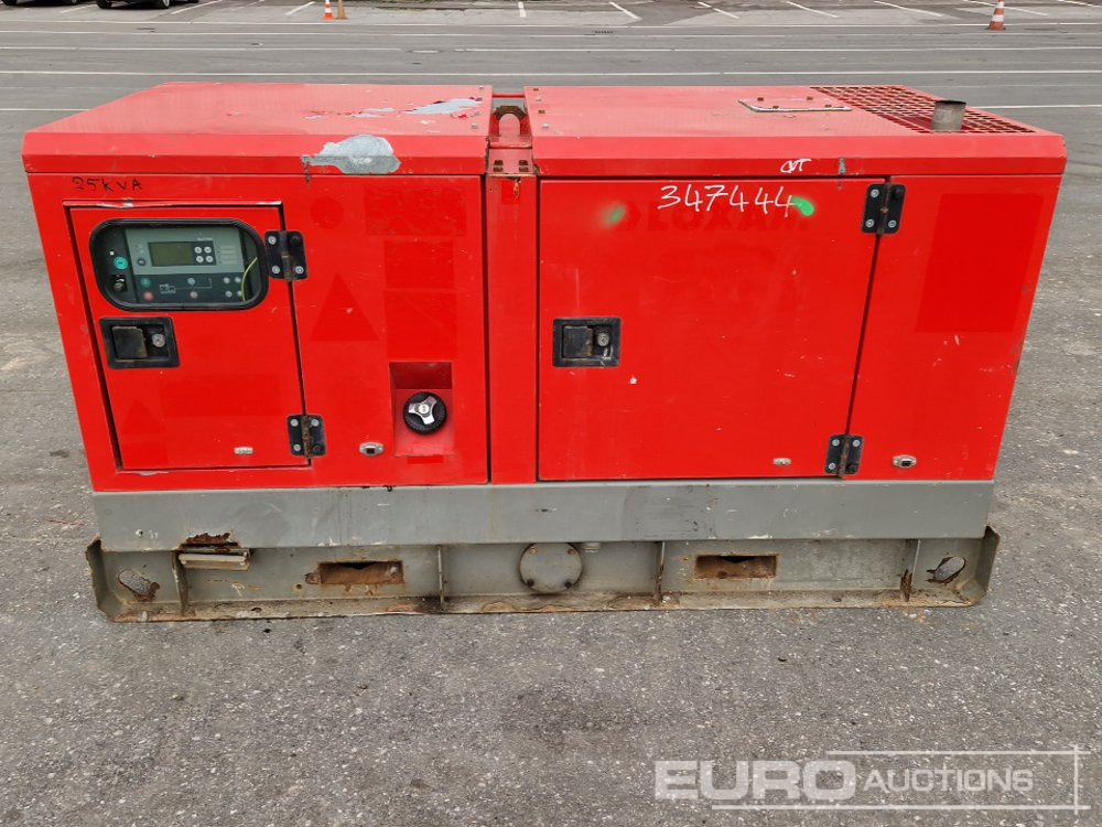 Atlas Copco QAS30 ST3 - Áramfejlesztő: 2 kép. Atlas Copco QAS30 ST3 - Áramfejlesztő: 2 kép.