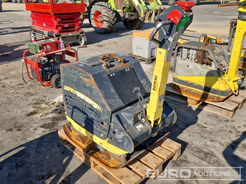 Bomag BPR100/80D - Aszfaltozó gép: 4 kép. Bomag BPR100/80D - Aszfaltozó gép: 4 kép.