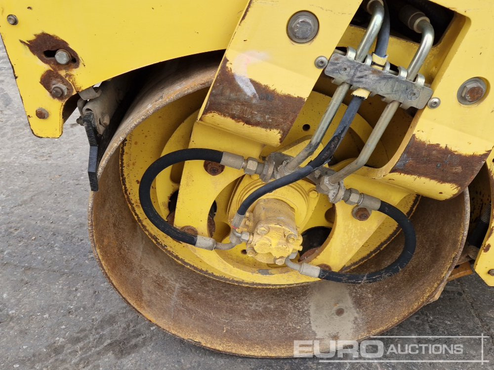 Henger Bomag BW100AD-4: 14 kép.