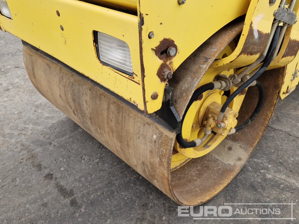 Henger Bomag BW100AD-4: 13 kép.
