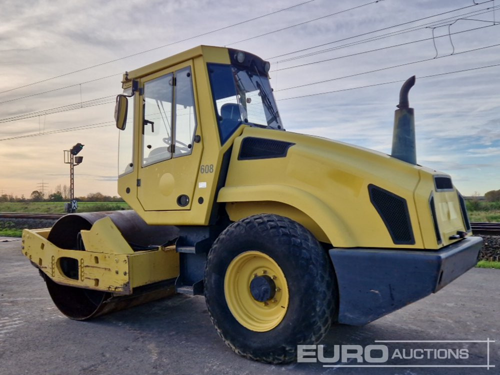 Bomag BW177D-4 - Henger: 3 kép. Bomag BW177D-4 - Henger: 3 kép.