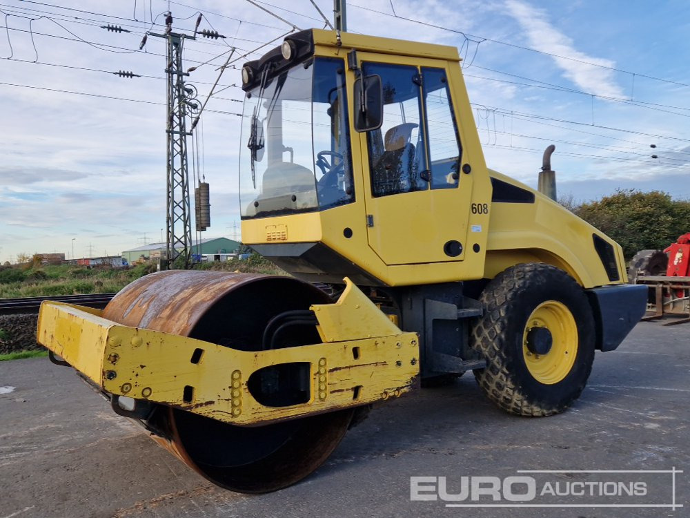Bomag BW177D-4 - Henger: 1 kép. Bomag BW177D-4 - Henger: 1 kép.