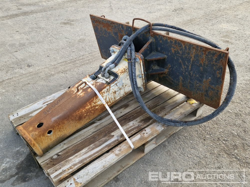 Furukawa F3LN Hydraulic Breaker to suit Skidsteer - Hidraulikus törőfej: 1 kép. Furukawa F3LN Hydraulic Breaker to suit Skidsteer - Hidraulikus törőfej: 1 kép.