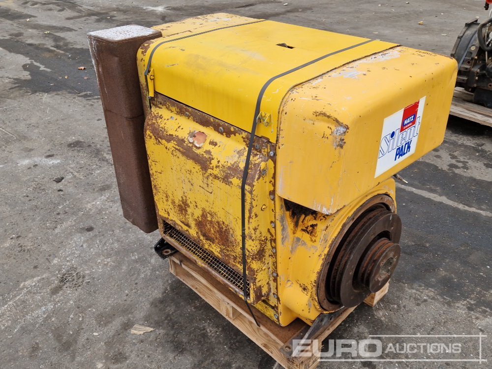 Hatz 3L40C Diesel Engine - Motor: 4 kép. Hatz 3L40C Diesel Engine - Motor: 4 kép.