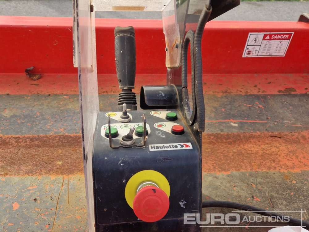 Ollós emelő Haulotte Compact 10N: 14 kép.