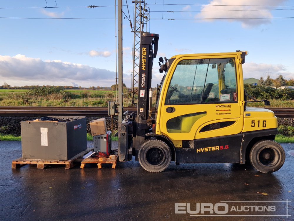 Hyster J5.5XN - Villás targonca: 2 kép. Hyster J5.5XN - Villás targonca: 2 kép.