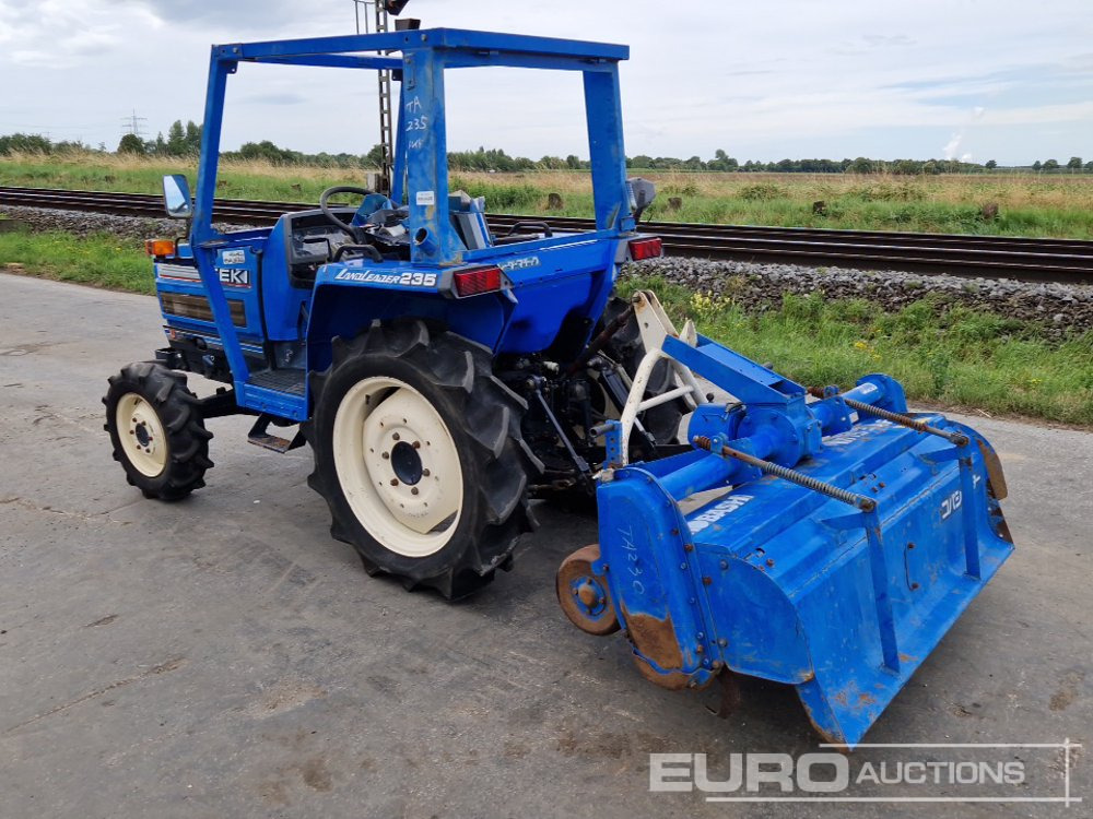 Iseki TA230F - Kistraktor: 3 kép. Iseki TA230F - Kistraktor: 3 kép.