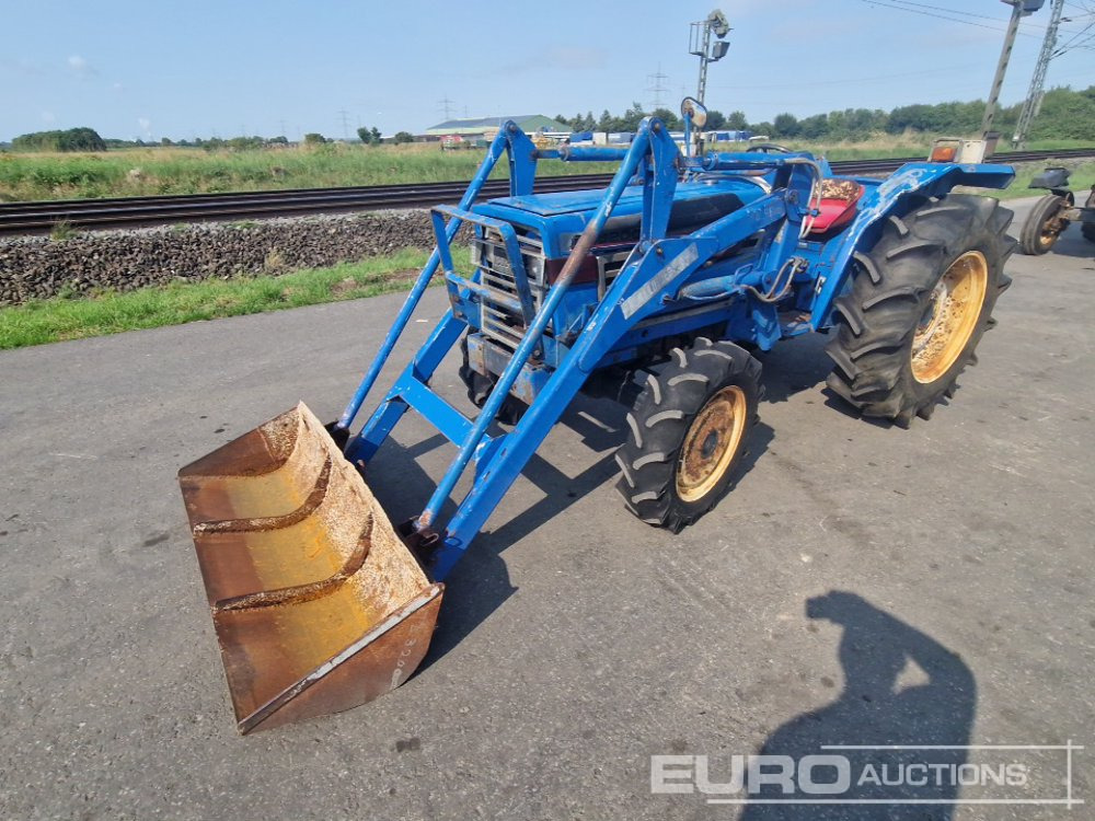 Iseki TL3200 - Kistraktor: 1 kép. Iseki TL3200 - Kistraktor: 1 kép.