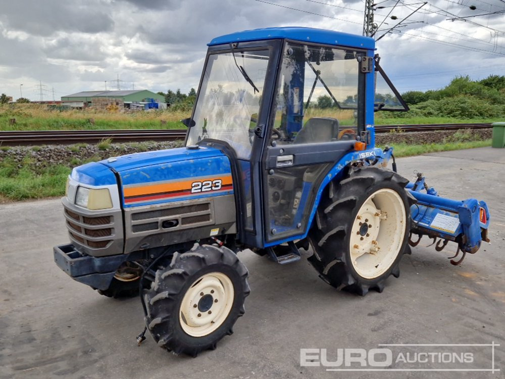 Iseki TS223F - Kistraktor: 1 kép. Iseki TS223F - Kistraktor: 1 kép.