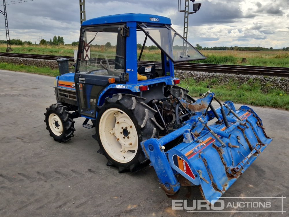 Iseki TS223F - Kistraktor: 3 kép. Iseki TS223F - Kistraktor: 3 kép.