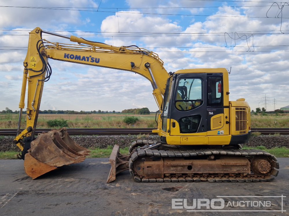 Komatsu PC138US-8 - Lánctalpas kotró: 2 kép. Komatsu PC138US-8 - Lánctalpas kotró: 2 kép.