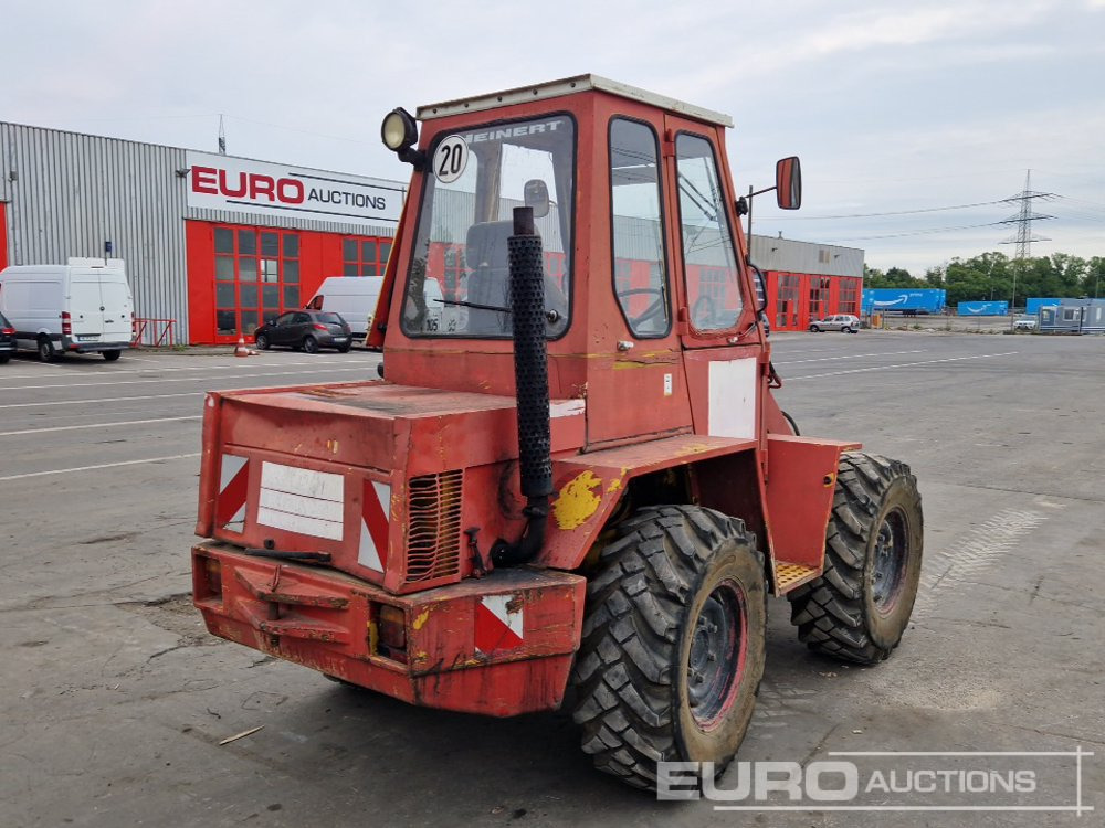 Kramer 312LE - Gumikerekes homlokrakodó: 3 kép. Kramer 312LE - Gumikerekes homlokrakodó: 3 kép.