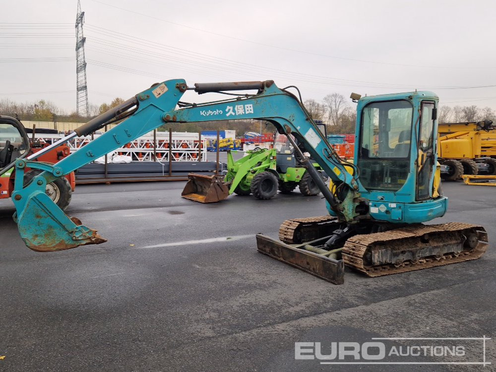 Kubota KX155-3SZ - Minikotró: 1 kép. Kubota KX155-3SZ - Minikotró: 1 kép.